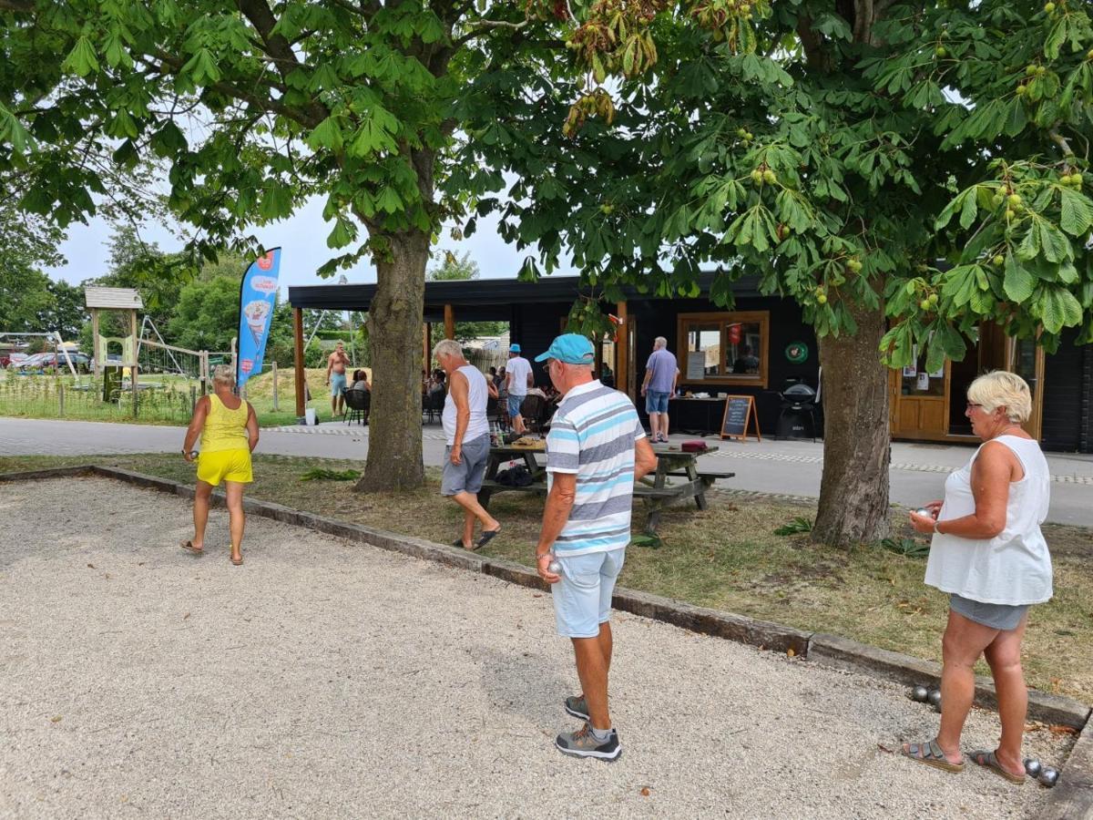 Coco Beach House Op Recreatiepark De Wielen Sint Maarten Exteriör bild